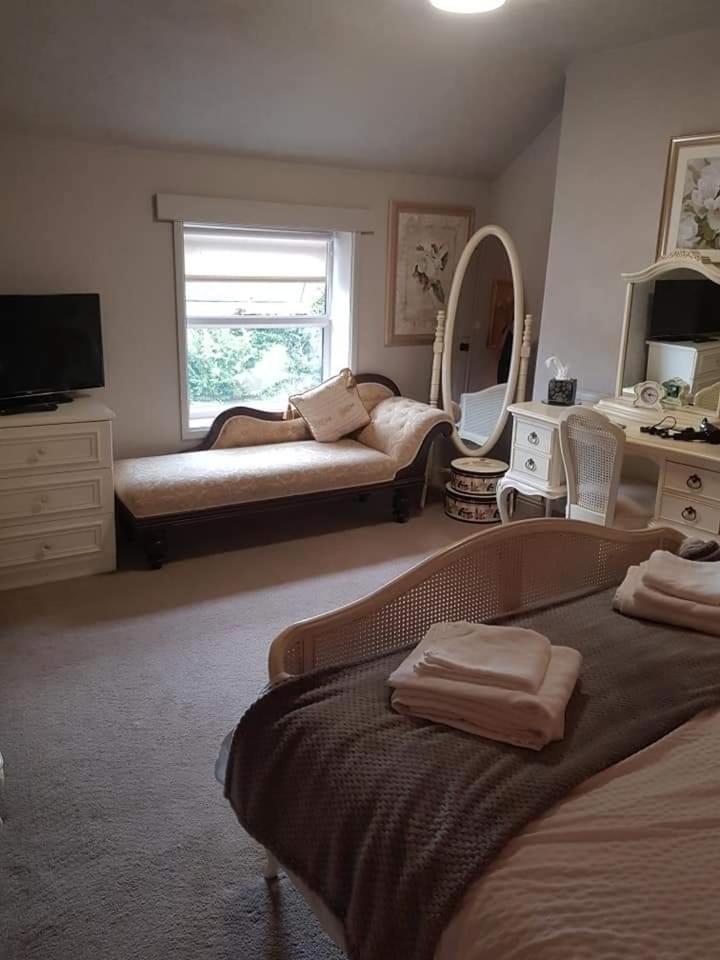 ホテル The Swan Topcliffe エクステリア 写真